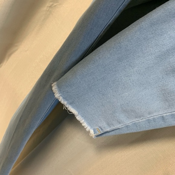 Women's Light Blue Skinny Jeans - Picture 4 of 5